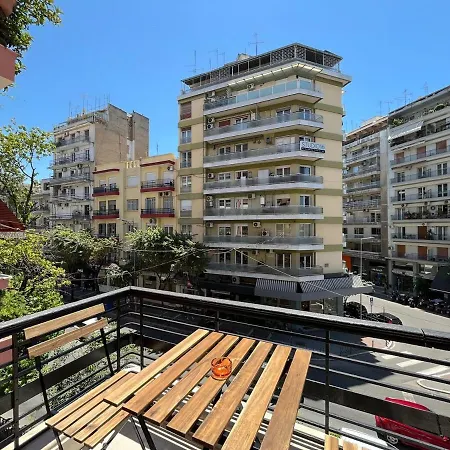 B2 Tsimiski Apartment Thessaloniki